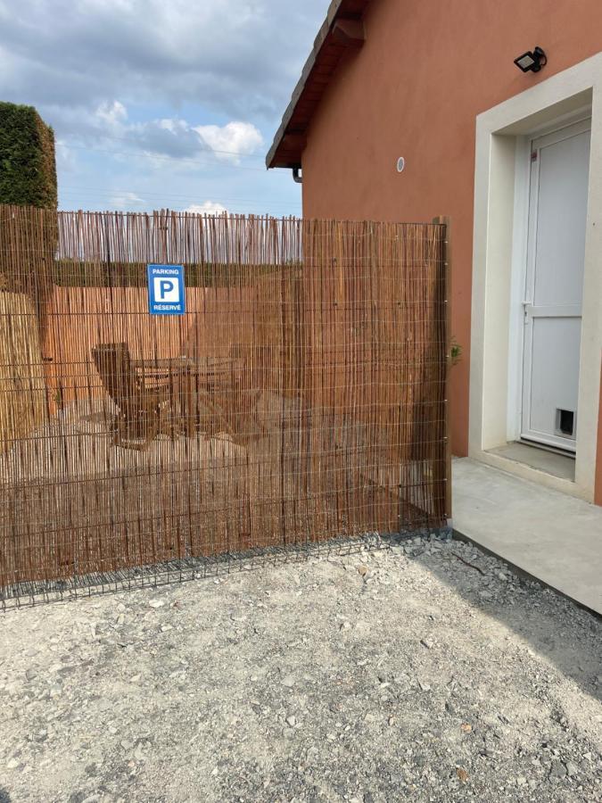 Bienvenue En Beaujolais Apartment Saint-Jean-d'Ardieres Exterior photo